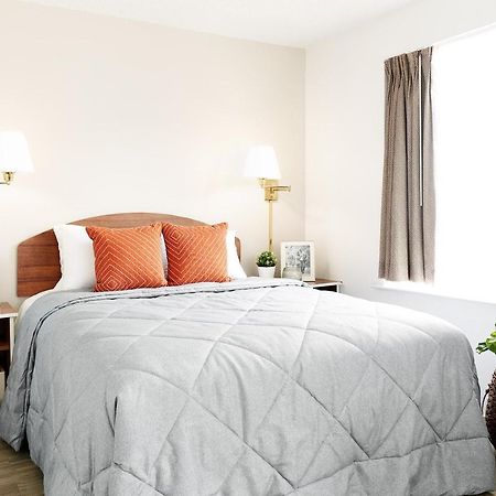 Intown Suites Extended Stay Arlington Tx - Oak Village ภายนอก รูปภาพ